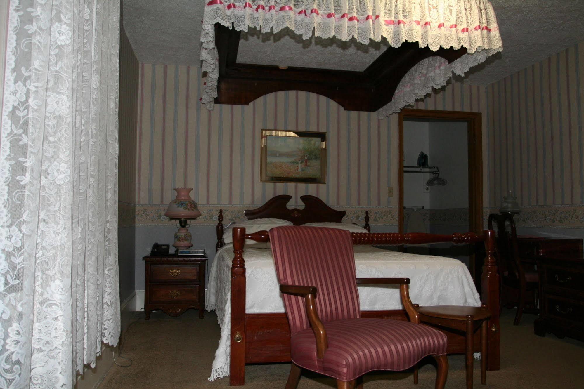 Hotel Gunter Frostburg Esterno foto
