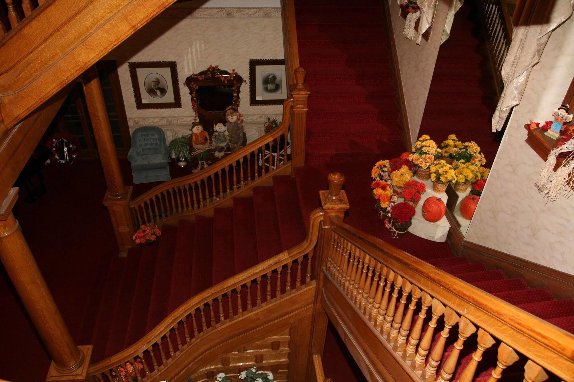 Hotel Gunter Frostburg Esterno foto